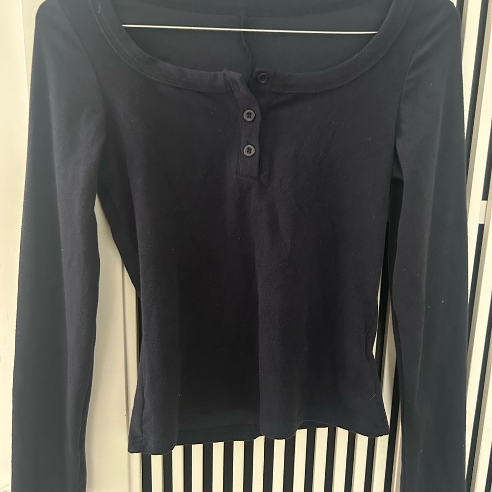 Women's Navy Long Sleeve Top